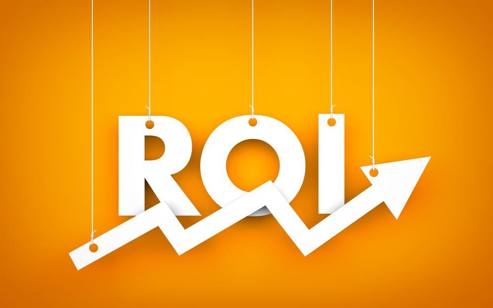 Hanged letters ROI and an upward arrow