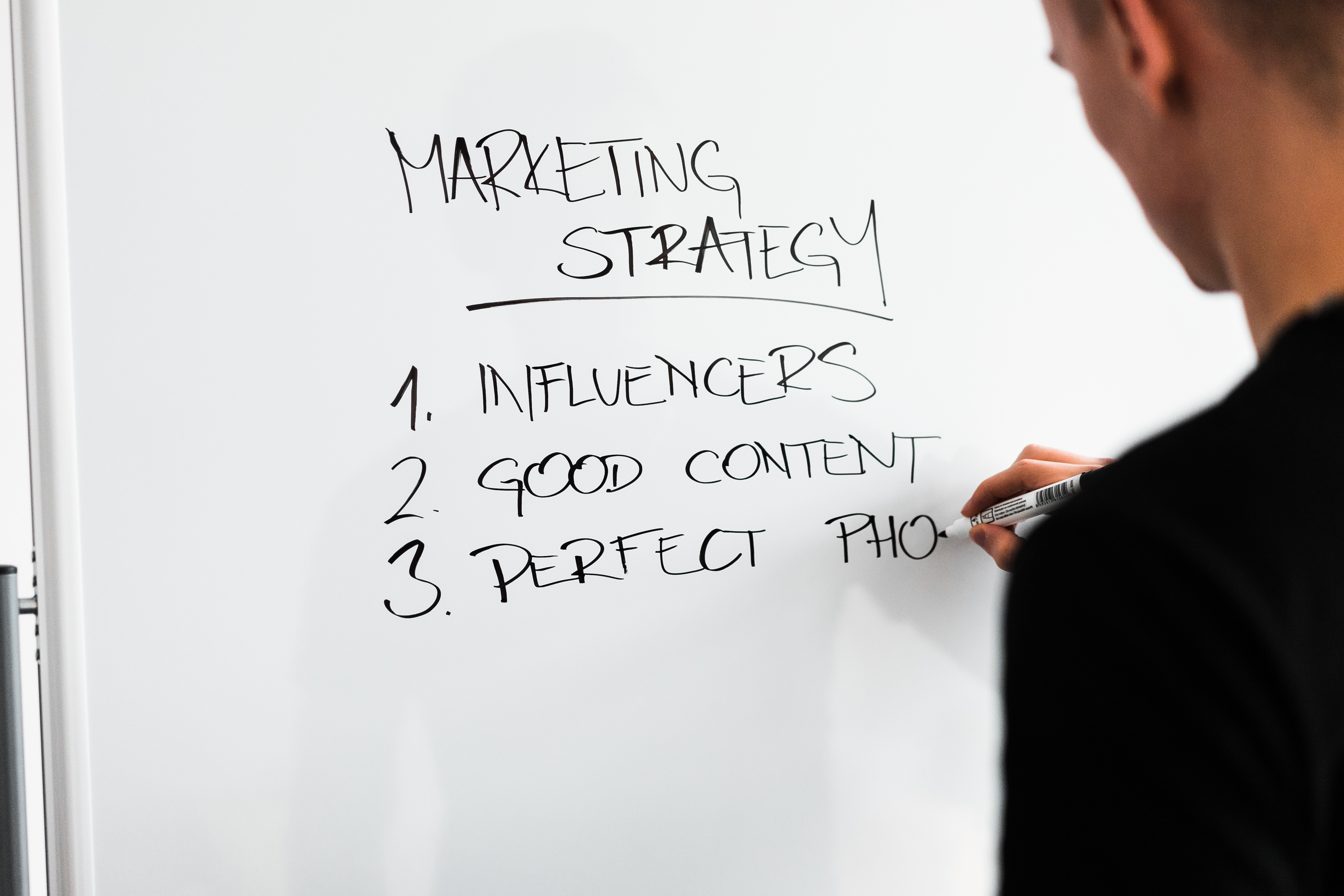 Marketing expert writing content strategy