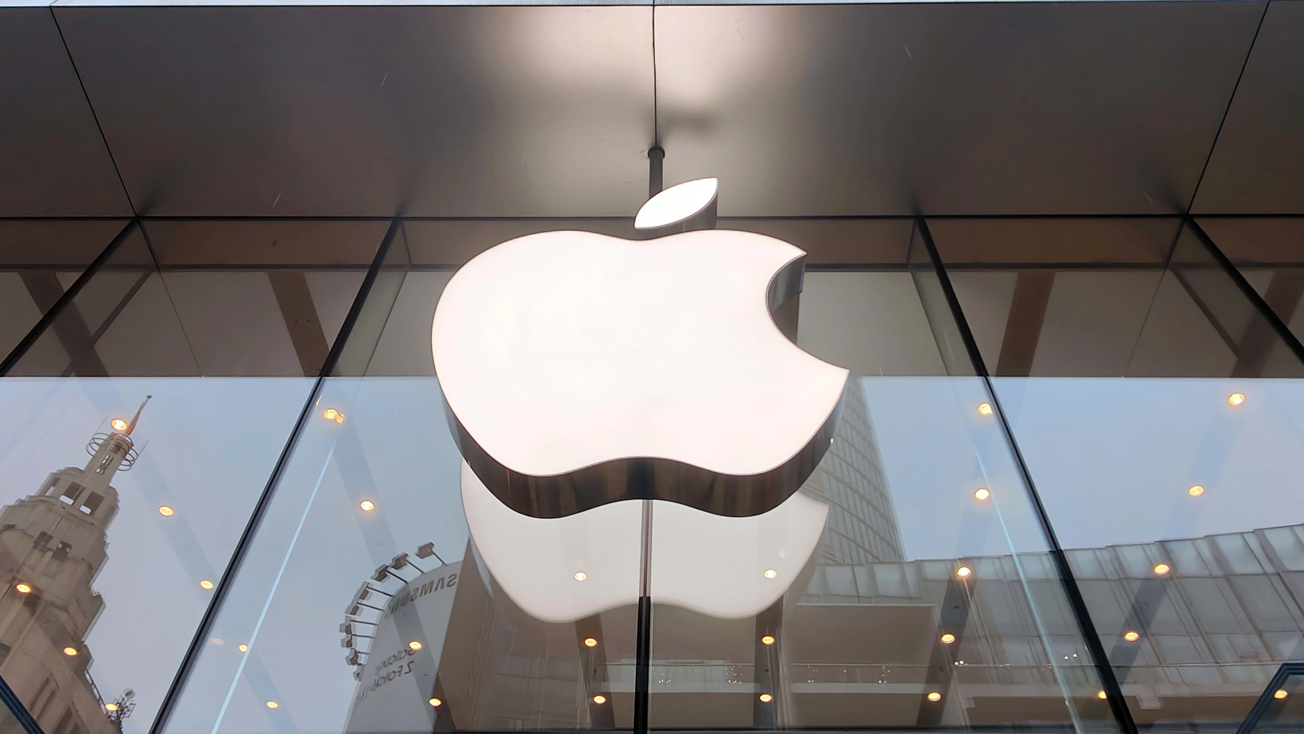 How Much Can You Expect Your Apple Shares To Be Worth In 5 Years?
